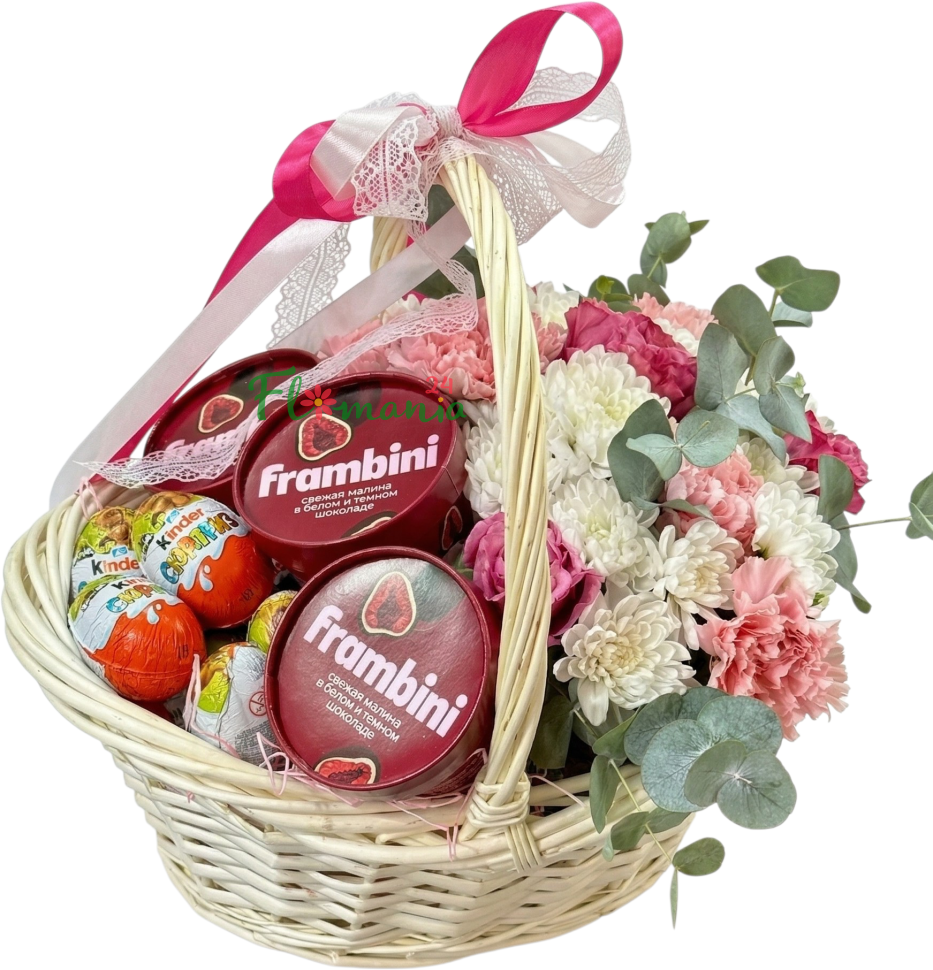 Корзина «Малиновый рассвет» с цветами, Киндер Сюрприз и Фрамбини